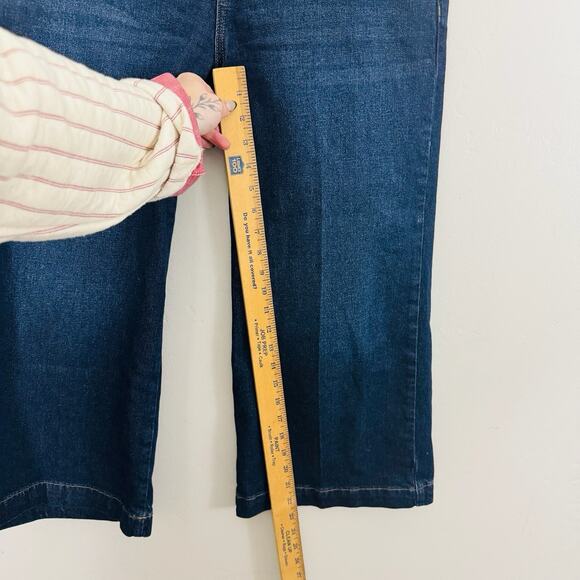 Liz Clairborne High Rise Cropped Wide Leg Blue Jeans Women’s Size 6 - Picture 4 of 8